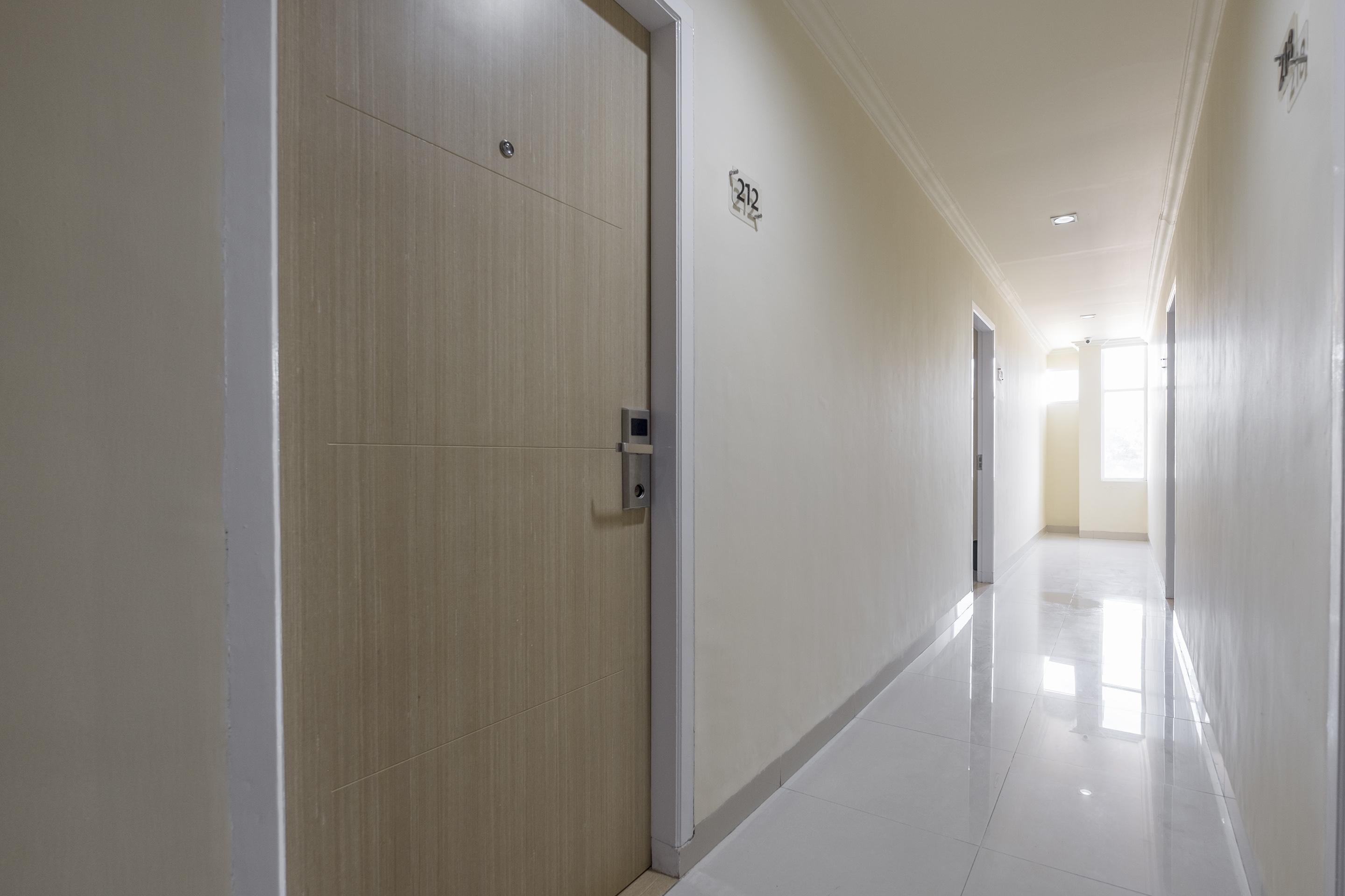 Oyo 1314 Wijaya Inn Makassar Exterior photo